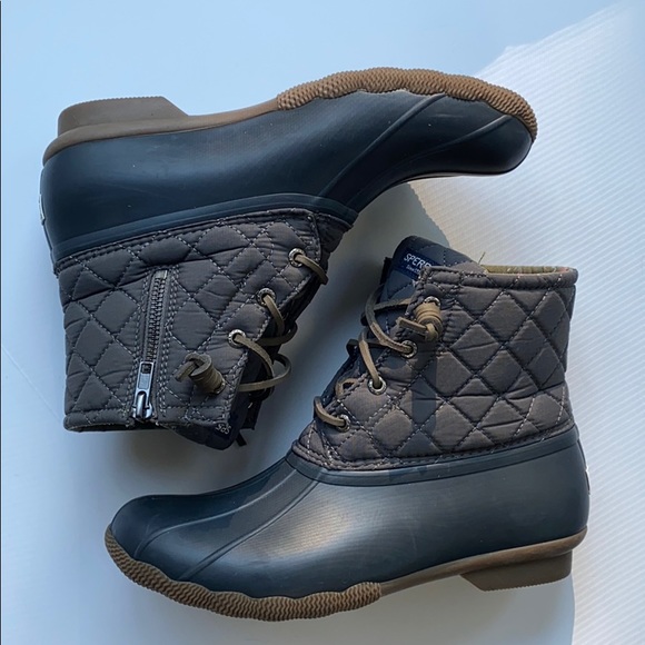 saltwater quilted duck boot